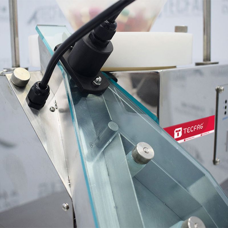 Envasadora-e-Contadora-Semiautomatica-De-Capsulas---Genius-2a-Separador