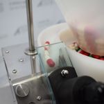 Envasadora-e-Contadora-Semiautomatica-De-Capsulas---Genius-2a-Funil2