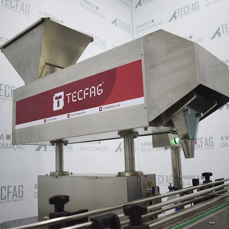 Envasadora-e-Contadora-Semiautomatica-De-Capsulas---Genius-8-Parte-Superior
