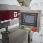 Envasadora-e-Contadora-Semiautomatica-De-Capsulas---Genius-8-Painel