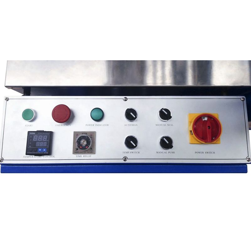 Seladora-Enfardadora-Bundling---ST6040Q-Painel