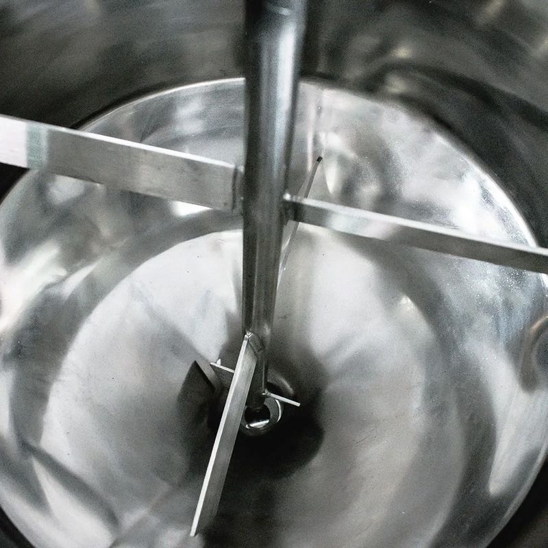 Funil-com-Mixer-para-Envasadora---DGF-Interior