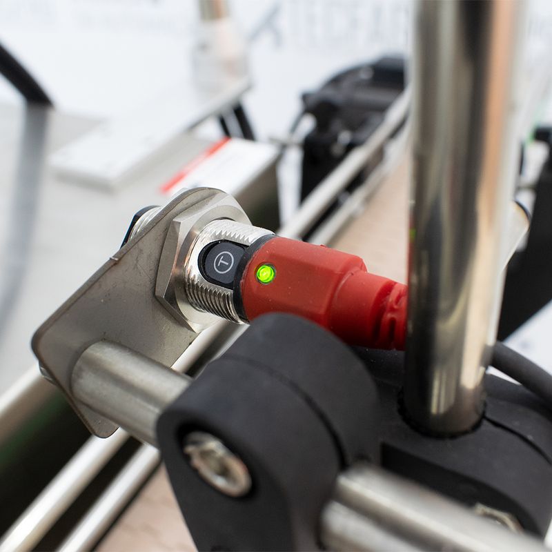 Envasadora-de-Pos-com-Esteira-Transportadora---VSF30AG-2-Sensor