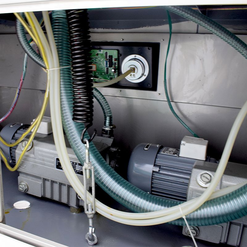 Seladora-a-Vacuo-de-Dupla-Camara---DZ4002SB-Interior