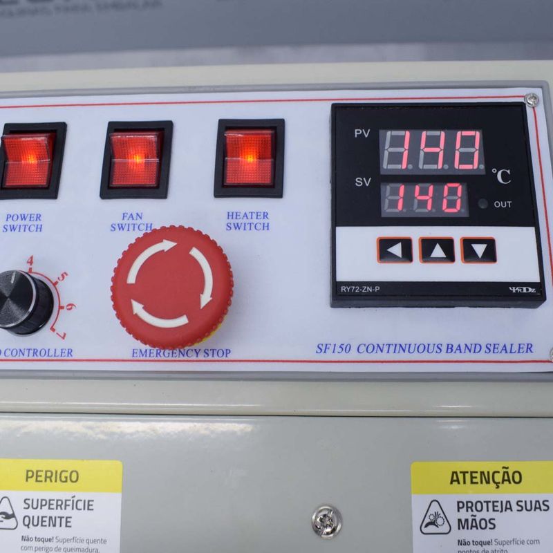 Seladora-Automatica-Continua-Horizontal---FR750WP-Painel