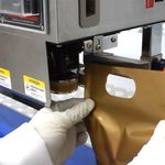Seladora-Automatica-Continua-Vertical-Com-Datador---FRD1000LW5-Selando
