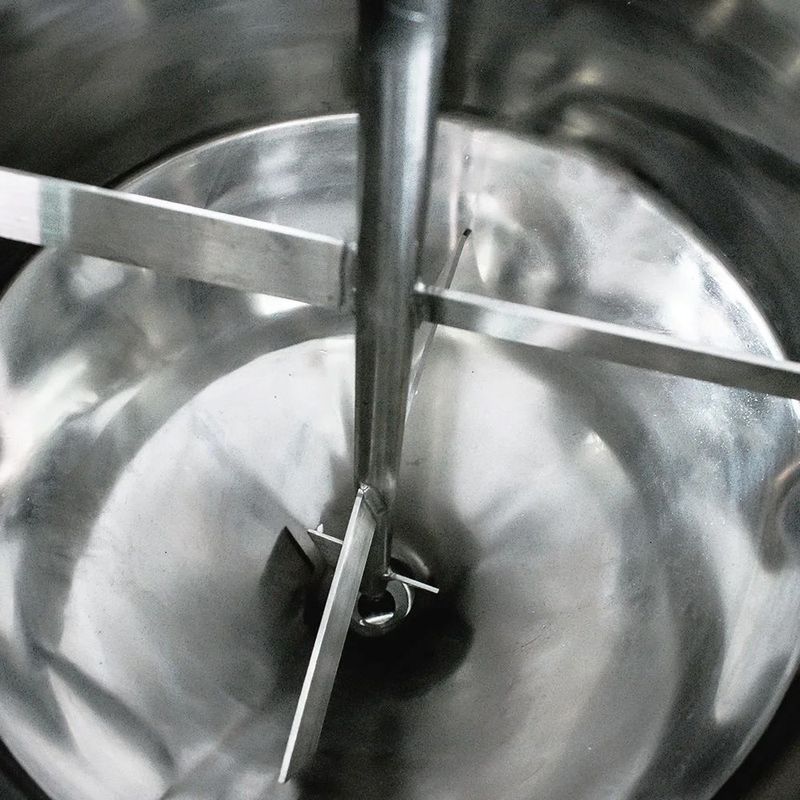 Funil-com-Mixer-e-Aquecimento-para-Envasadora---Luxury-